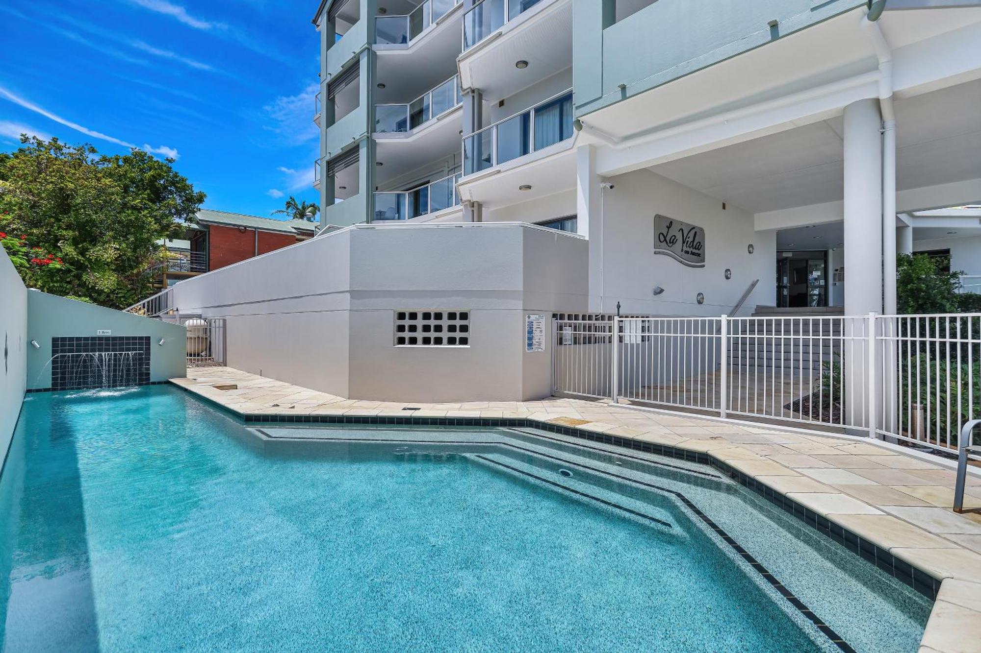 La Vida On Anzac Aparthotel Redcliffe Kültér fotó